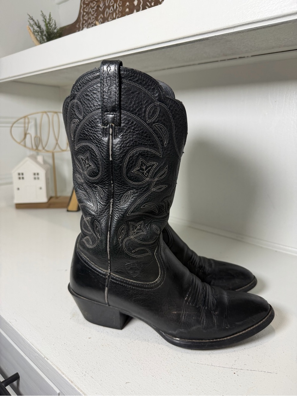 Ariat Women’s 7.5B Black Leather Western Cowboy Boots Embroidered - Picture 5 of 10